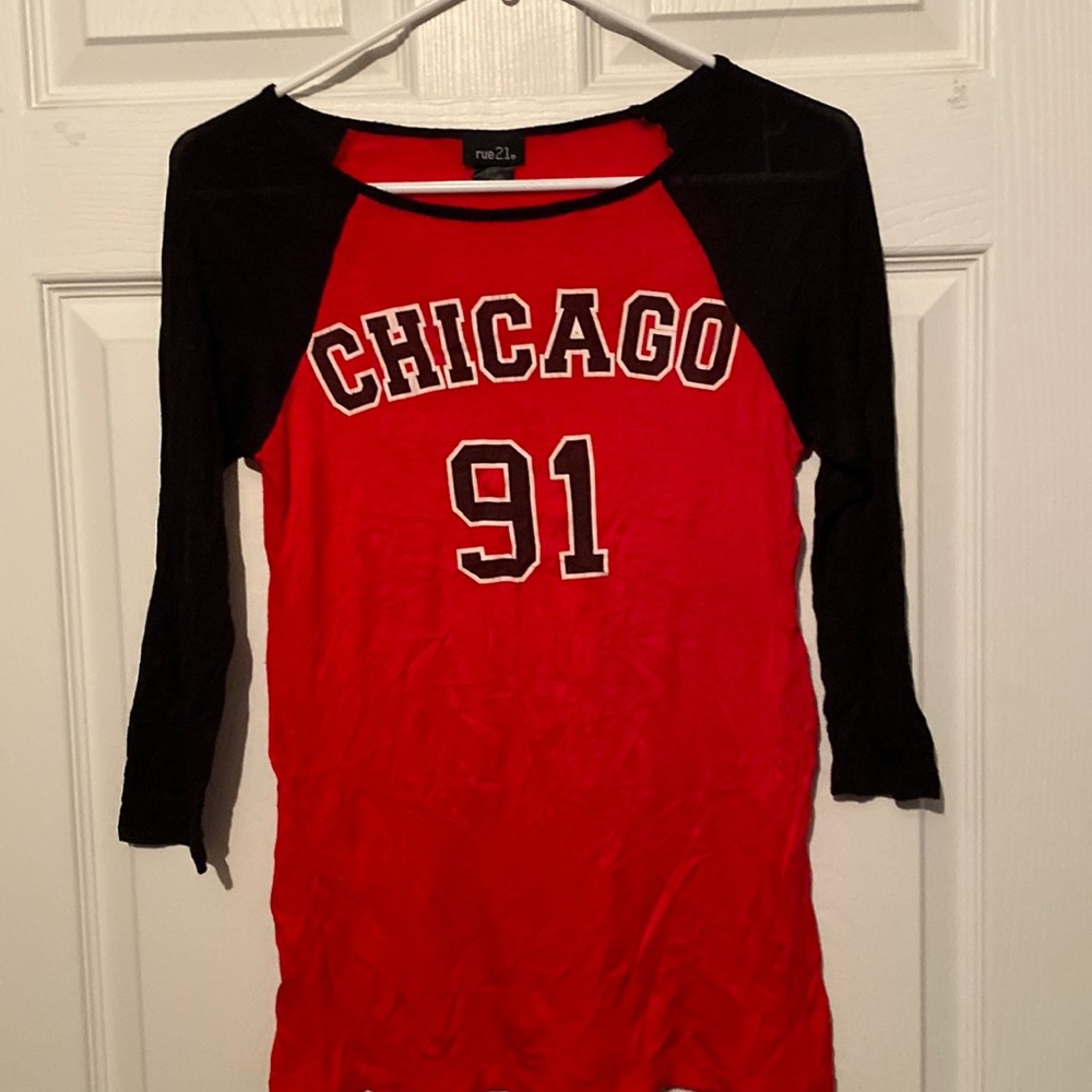 Women’s rue 21 long sleeve Chicago 91 shirt size extra small
